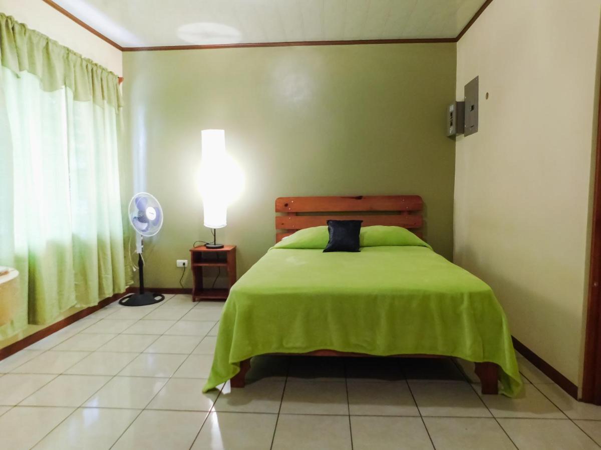 Hotel Amjeco San Isidro De El General Buitenkant foto