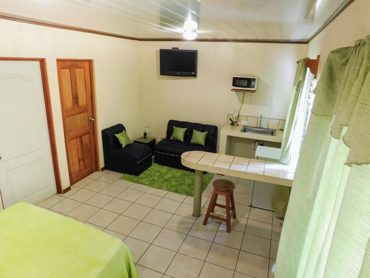 Hotel Amjeco San Isidro De El General Buitenkant foto