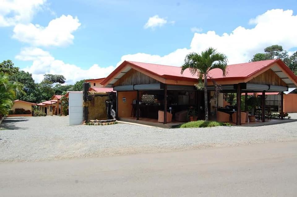 Hotel Amjeco San Isidro De El General Buitenkant foto